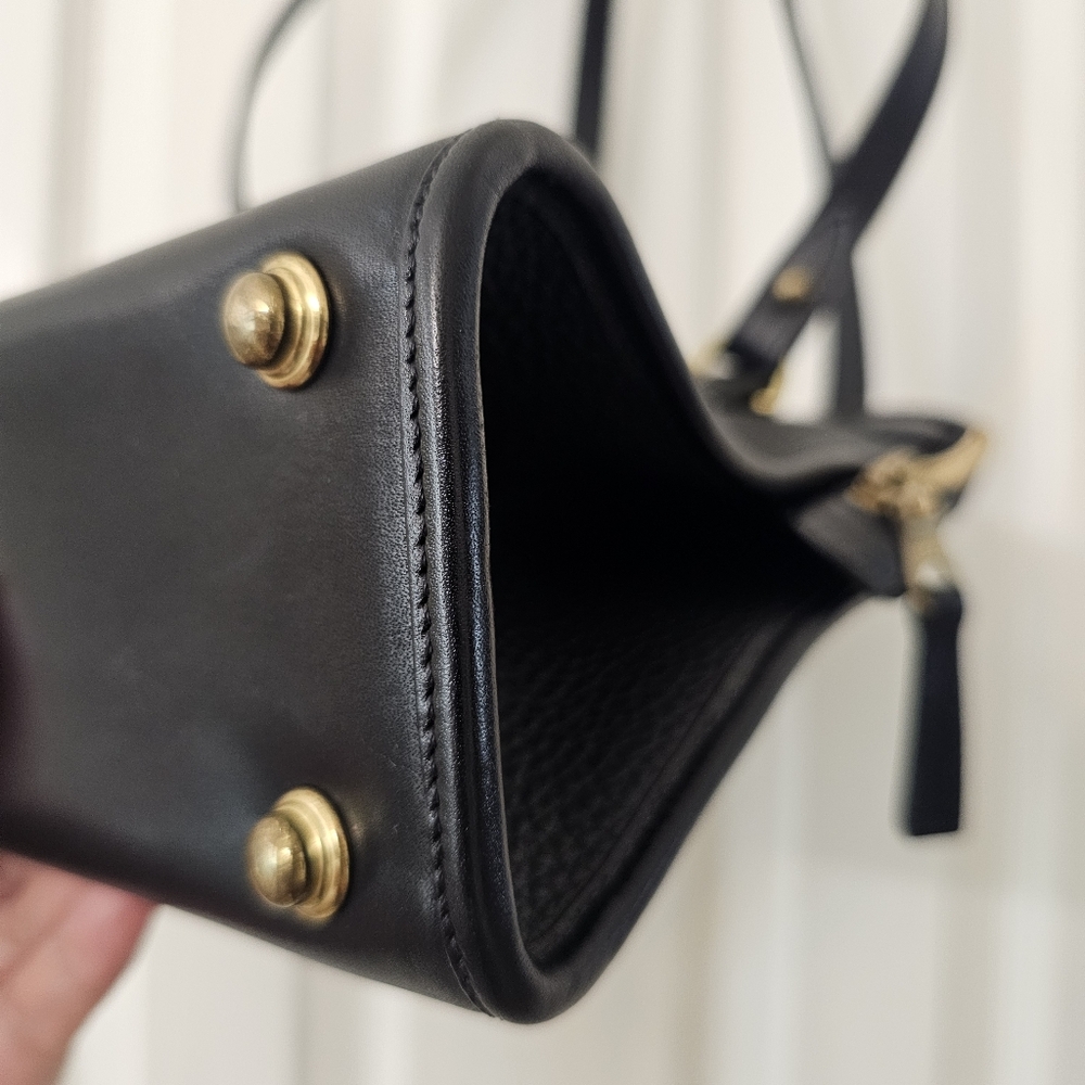 Dooney & Bourke Shoulder Bag - Picture 9 of 13